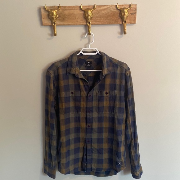 DC Button Down Flannel - Picture 3 of 3
